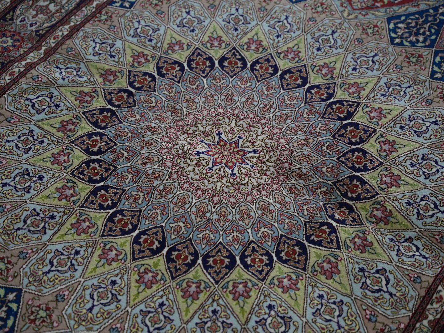 قالیچه گنبد
